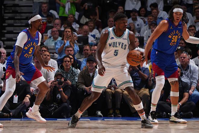 汉堡球迷在全国范围内展开激烈呐喊