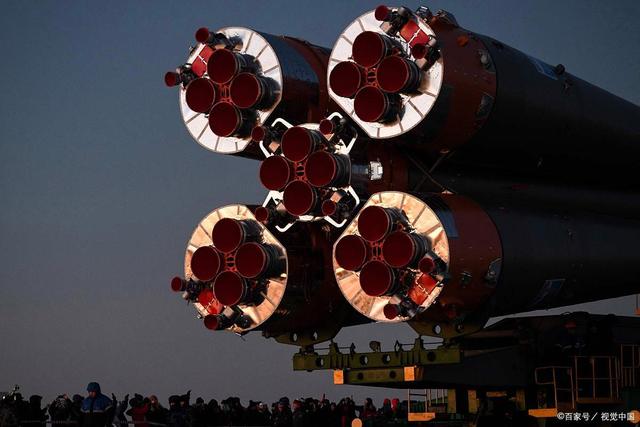 开云体育app-包含西珲两队比分胶着，紧张气氛持续升级的词条