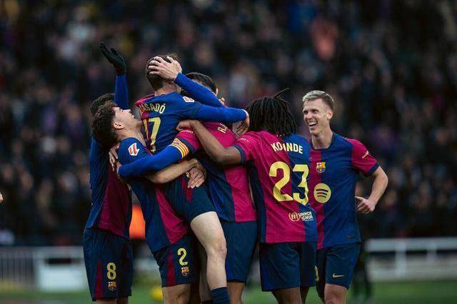 开云体育-多特蒙德大胜对手，展现出色状态