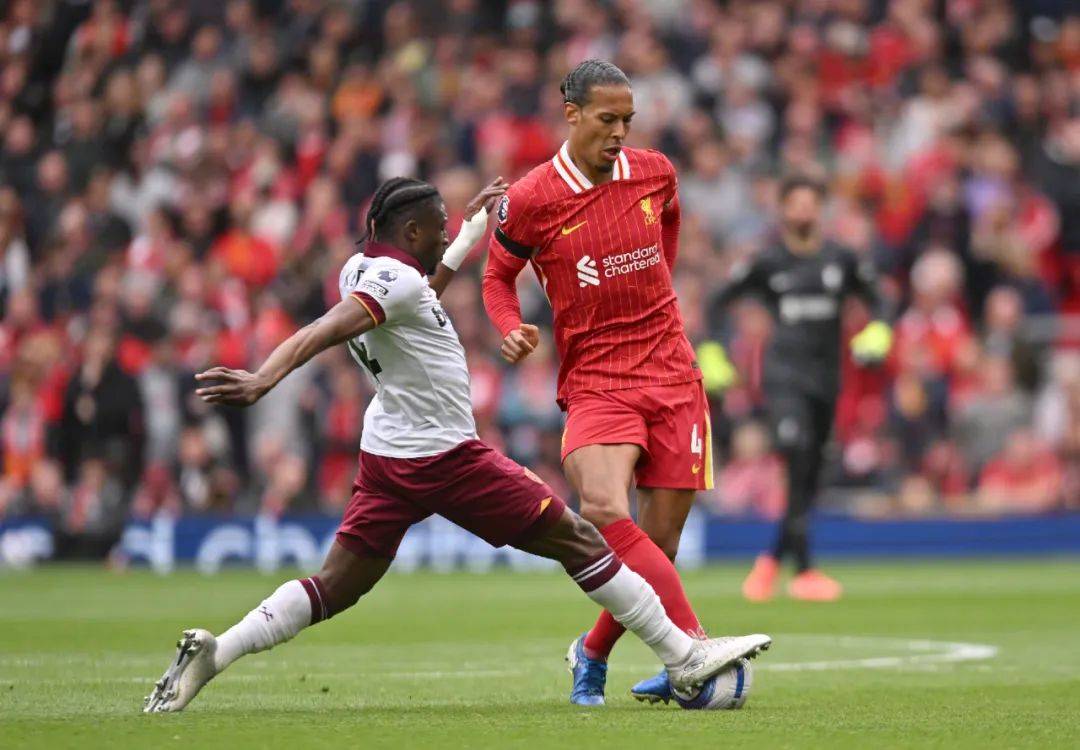 开云下载-利物浦领先优势不保，连续多场比赛起落不定