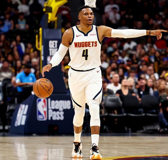 掘金勇夺开拓者，小将表现出色