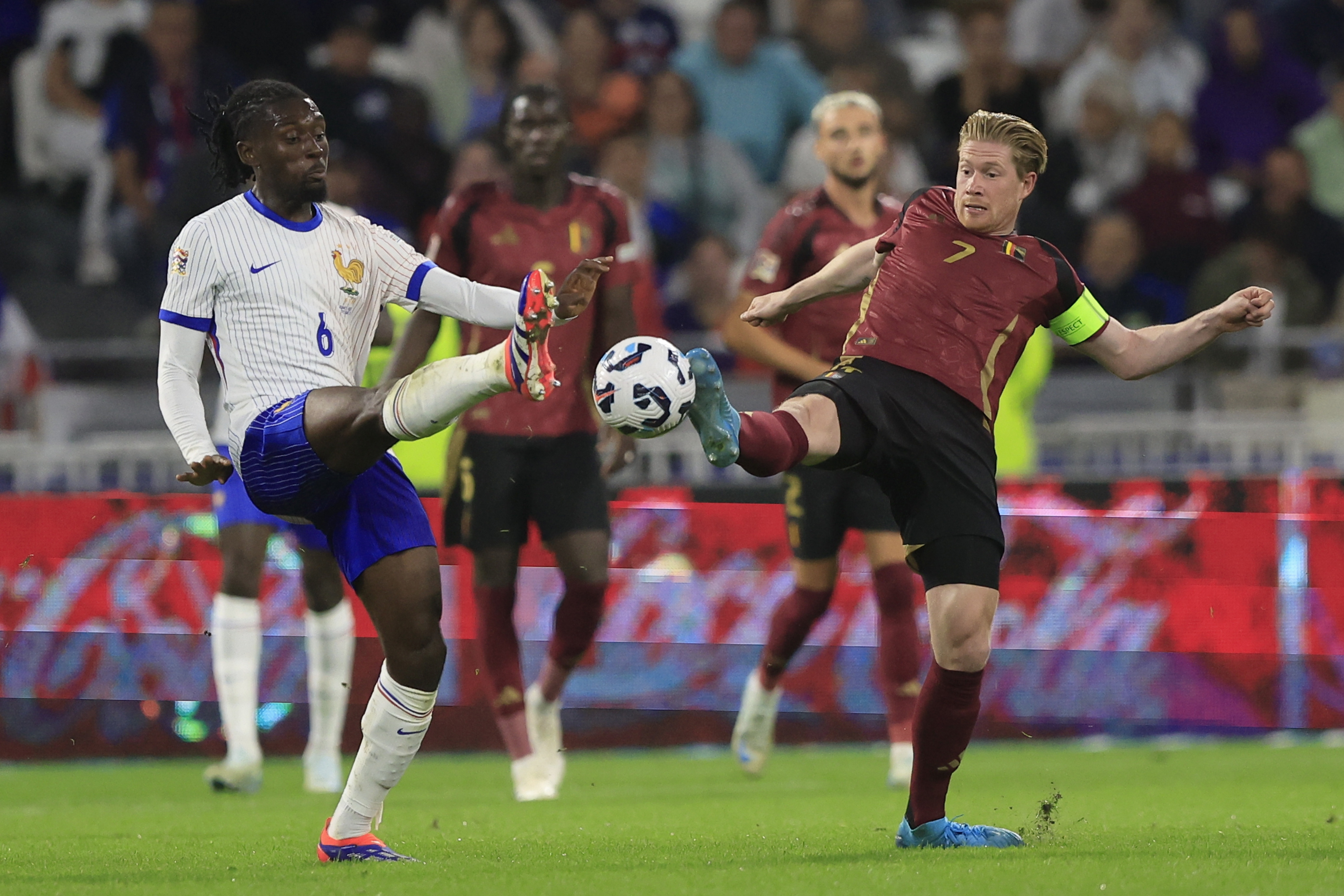 包含比利时遭遇瑞士翻盘，无缘晋级欧国联半决赛的词条