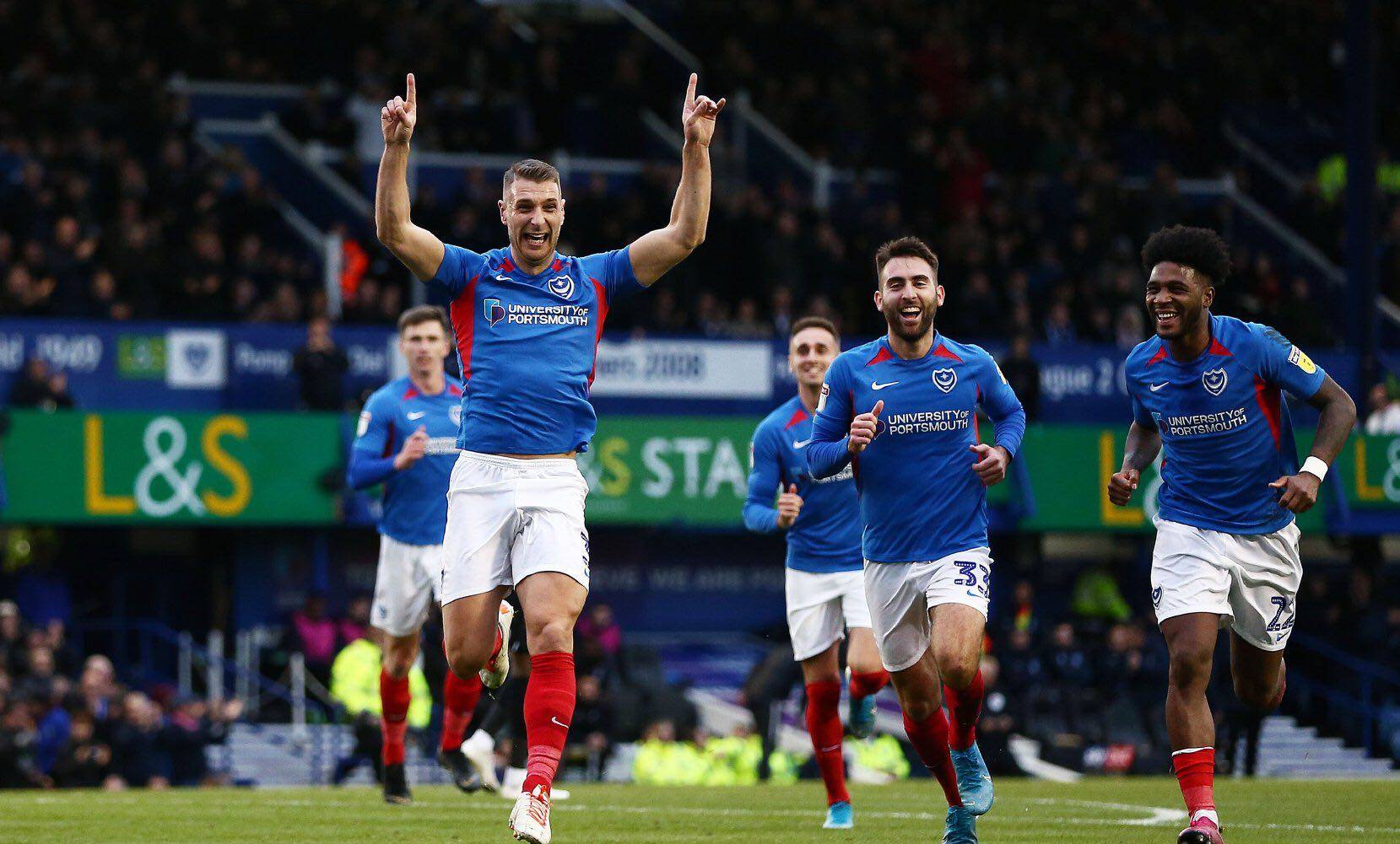 桑德兰主场止颓势，终结连败的简单介绍