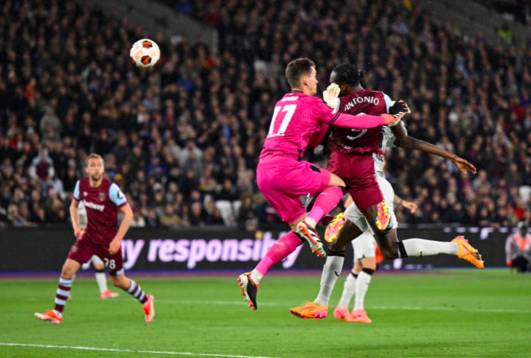 关于勒沃库森双杀,豪取关键三分的信息 关于勒沃库森双杀,豪取关键三分的信息