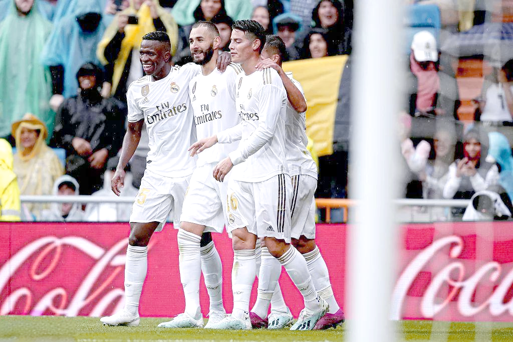 包含莱万特客场不敌皇家马德里，保级形势严峻的词条