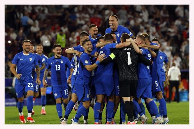 英格兰大胜瑞士晋级，克罗地亚遗憾出局的简单介绍