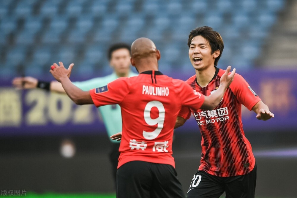 河南建业豪取大胜，进军半决赛