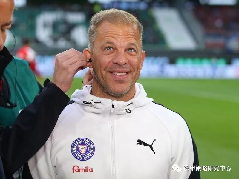 开云官网-狼堡队员心态稳定，助球队平稳发挥