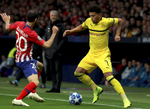 马竞客场大胜曼联，摆脱连败困境