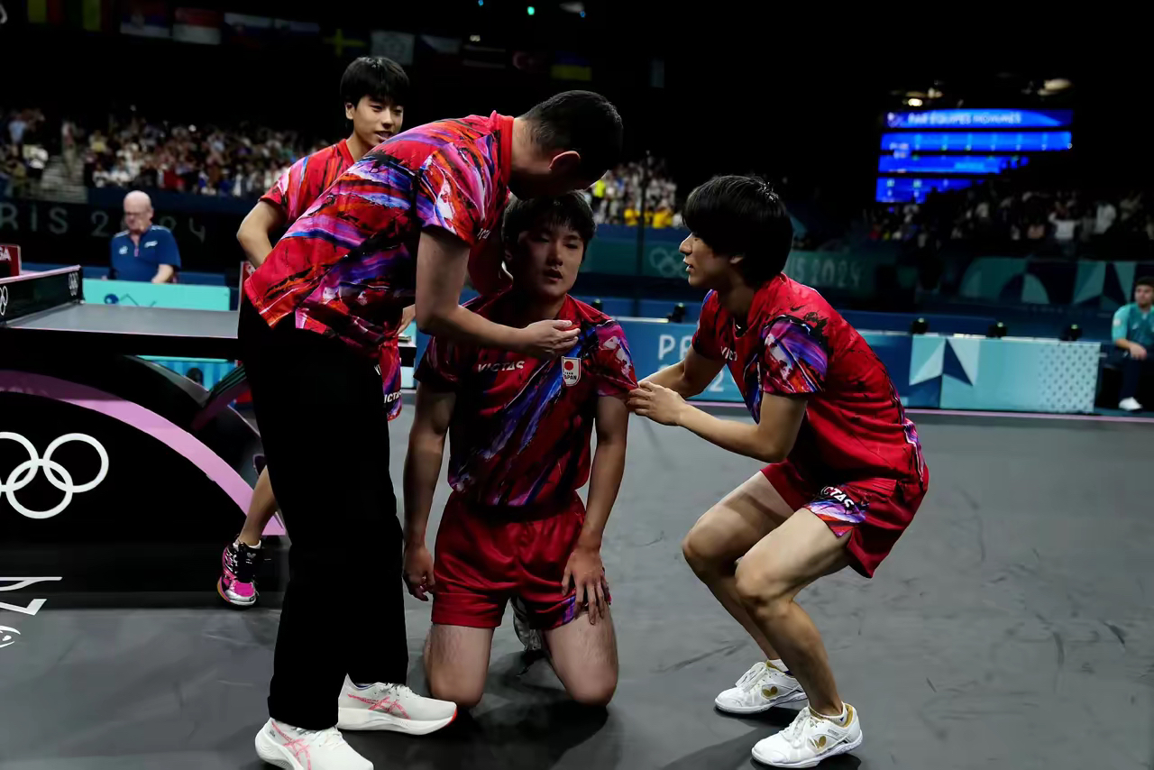 瑞典队横扫日本队，张本智和高光表现