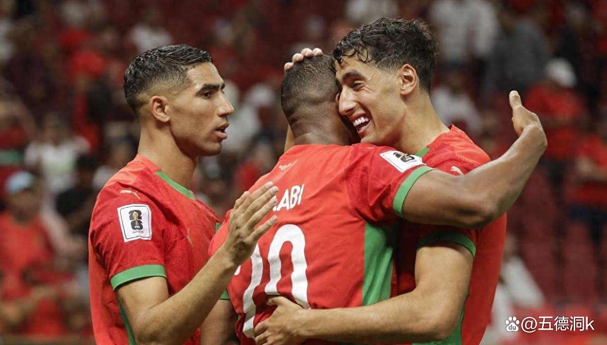 摩纳哥主场击败对手，领先优势依然