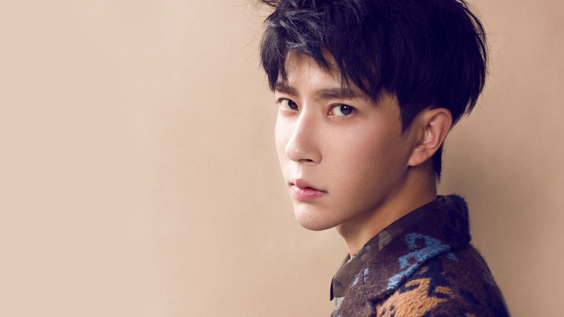 开云体育中国-终场哨响前的英雄—德布劳内一击定乾坤，勒沃库森压哨险胜加纳