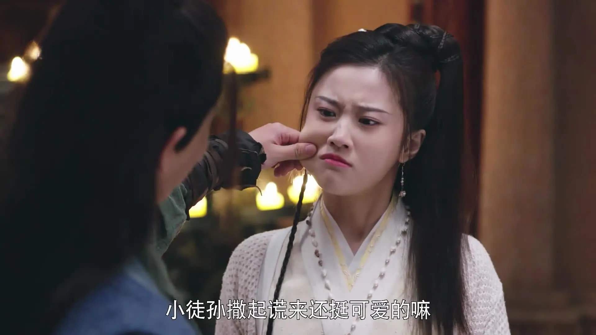 绿茵铁血与硬木风云，国家德比的激情与雄鹿的坚韧之路