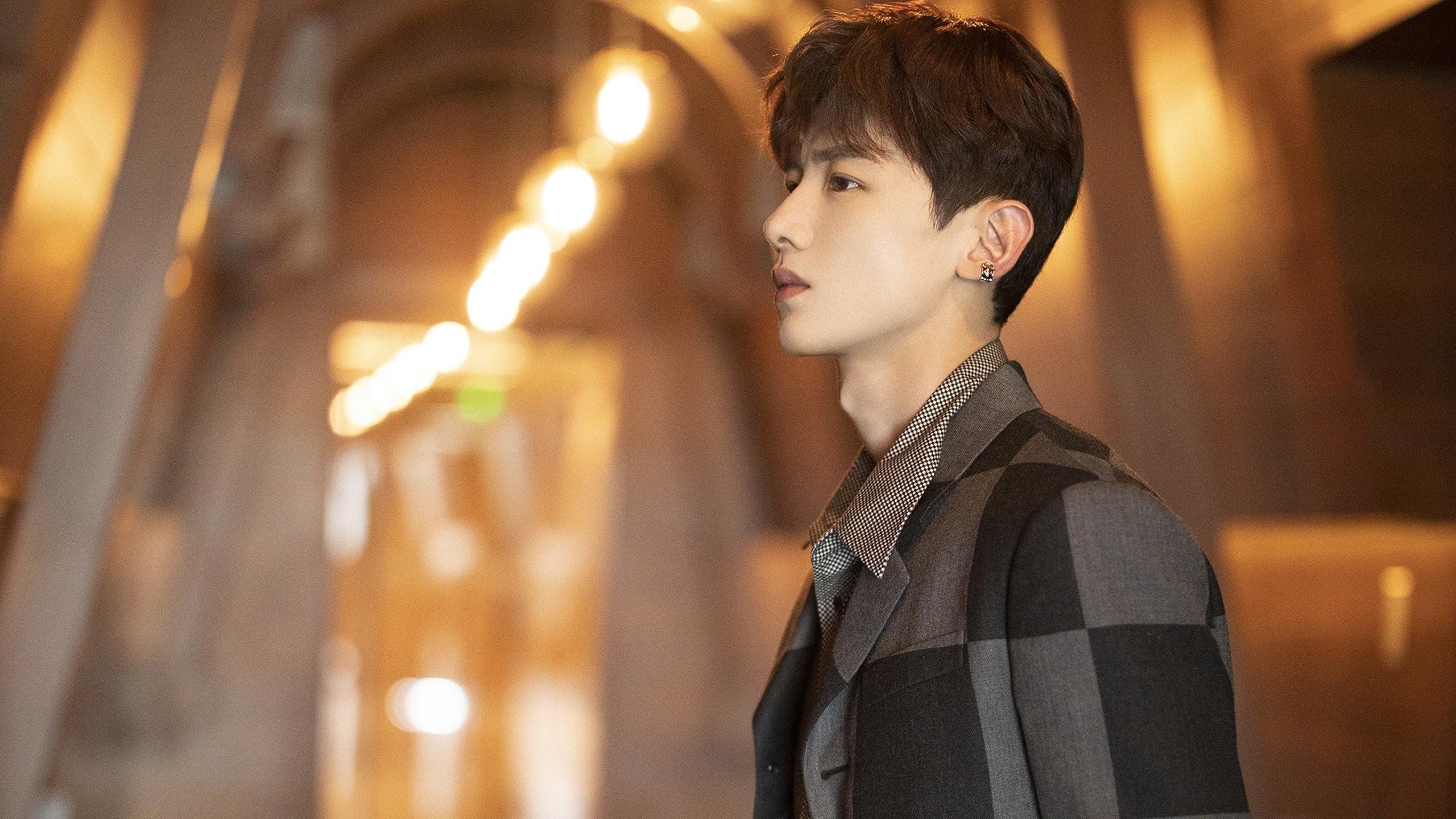 开云体育平台APP-鎏金时刻与黑色风暴，当维尼修斯遇见安哥拉式强压