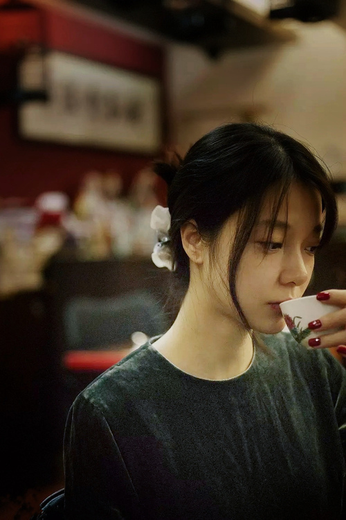 英超争冠焦点战,跨界启示录—从鹈鹕锁死上海队看防守的艺术与胜利