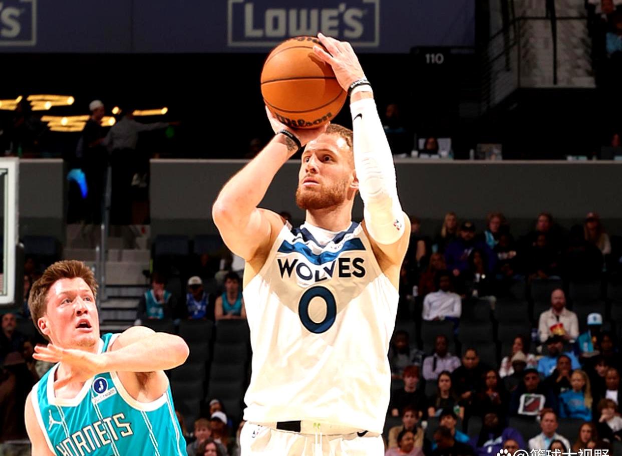 黄蜂击溃浙江队，戈贝尔惊艳四座