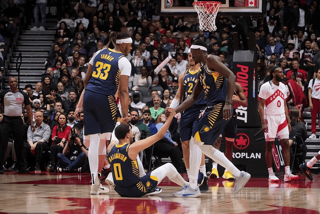 尼克斯正面击溃猛龙，哈利伯顿扛起全队