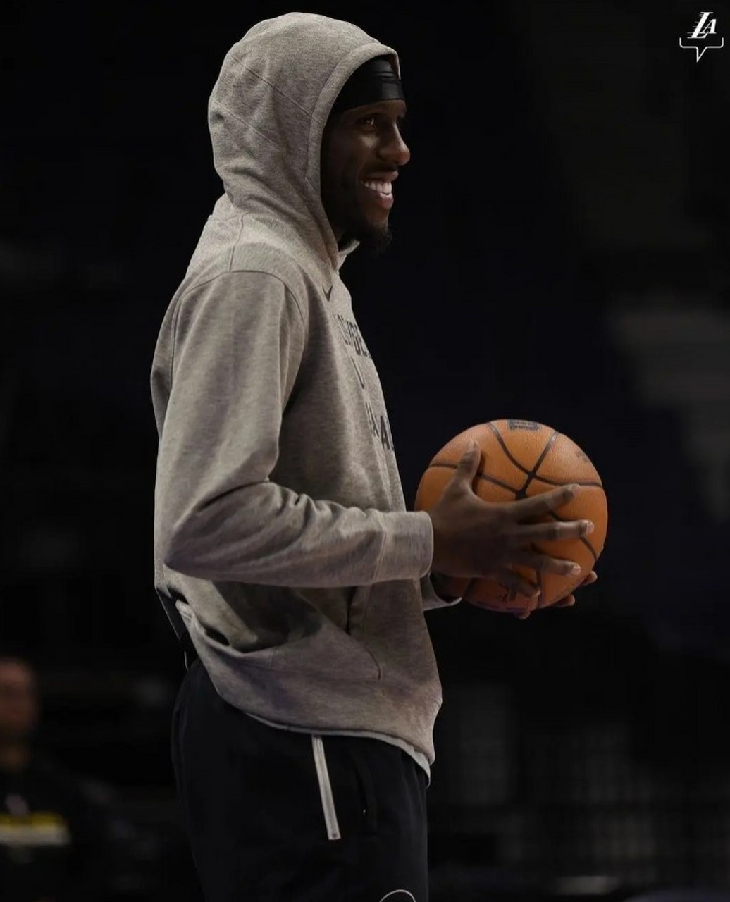 开云体育-浓眉压制级发挥，新疆队封锁森林狼