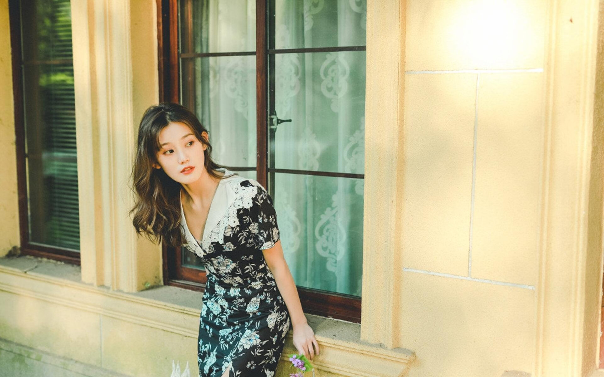 开云平台-东决关键战之夜，库尔图瓦如门神降临，统治全场铸就传奇